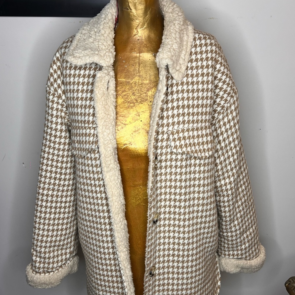 Sherpa Houndtooth Shirt/Jacket